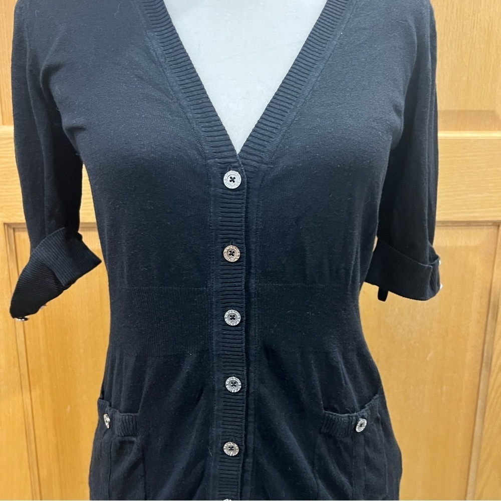 White House Black Market Cardigan Size M Black Short Sleeve Buttons V-neck - Picture 4 of 10